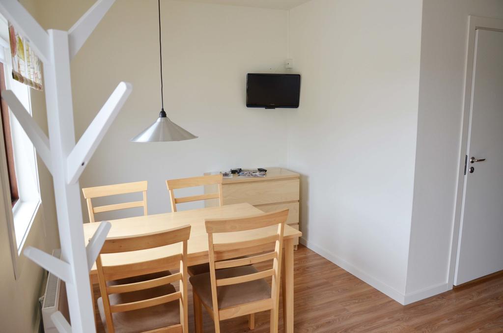 Apelvikstrand Semesterlagenheter Aparthotel Варбери Стая снимка