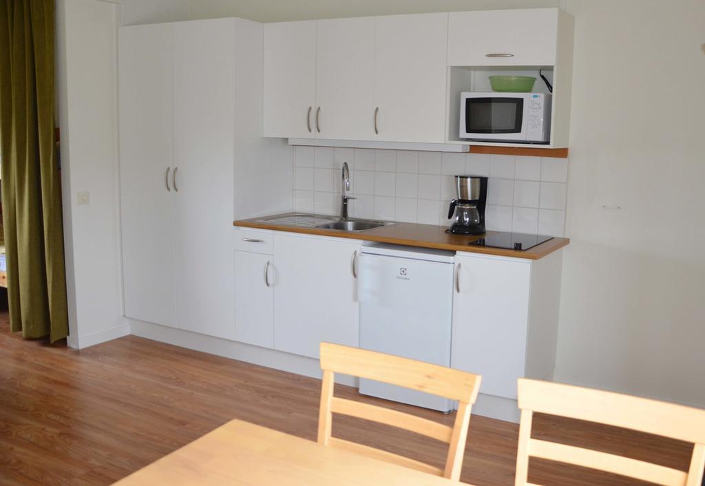 Apelvikstrand Semesterlagenheter Aparthotel Варбери Стая снимка